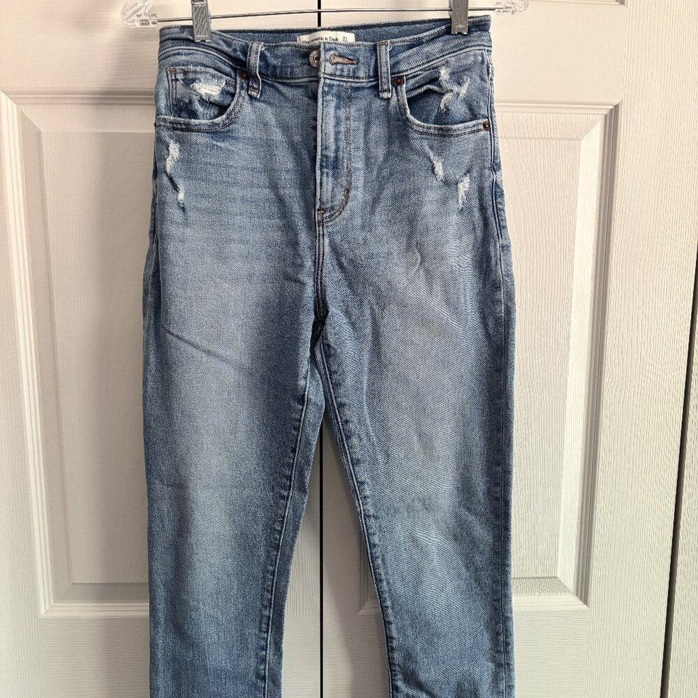 New without tags, women's Abercrombie & Fitch jeans.  Size 4